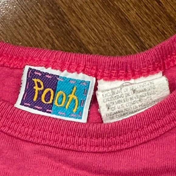Disney vintage pink Winnie the Pooh and Piglet 'Hugs & Stuff' Tee - Picture 2 of 5